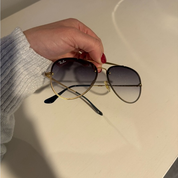 Raybans - Picture 2 of 6